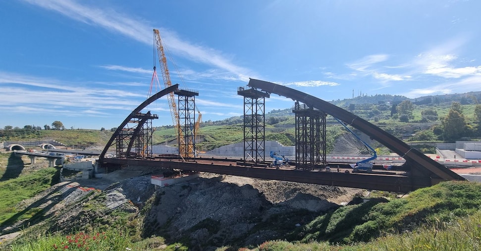 Maeg consegna in Sicilia maxi viadotto in acciaio da 10 milioni