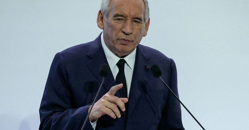 La Francia pensa di non adeguare le pensioni 2026 e di sopprimere Pasquetta