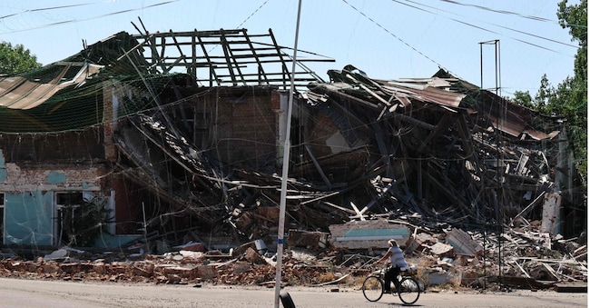 Un edificio danneggiato dai droni a  Orikhiv, regione di Zaporizhzhia 