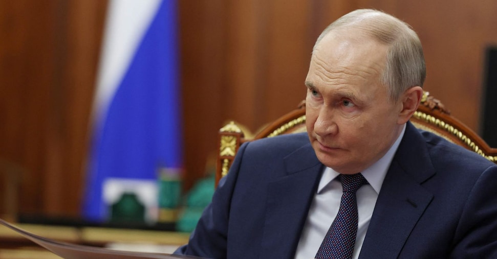 Ucraina, Putin: impegno a trovare soluzione politica al conflitto