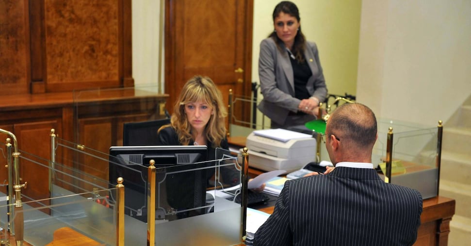 Banche, le donne guadagnano il 23% in meno, ma l’Italia fa meglio di Germania e Francia