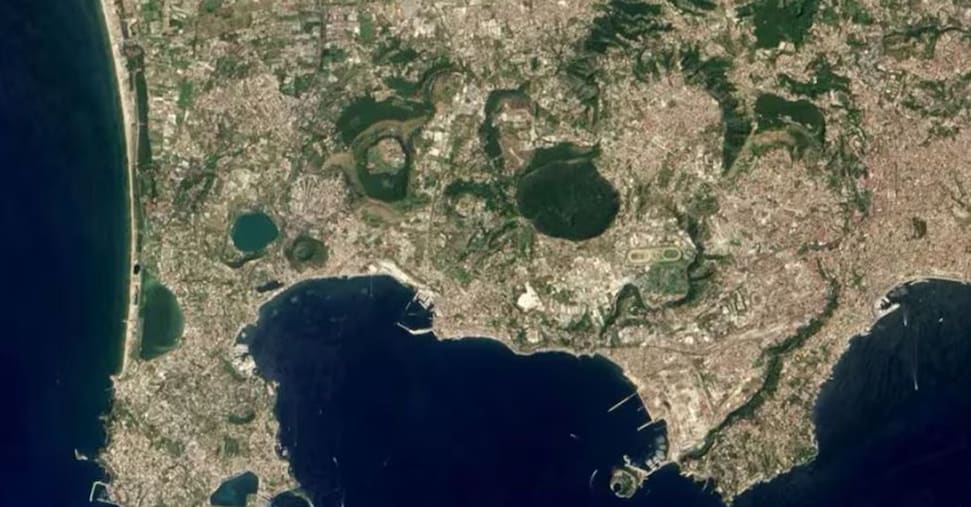Forte scossa di terremoto avvertita a Napoli, magnitudo 4.0