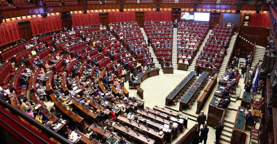 Taglio ai vitalizi, ecco chi sono gli ex deputati contrari alla misura