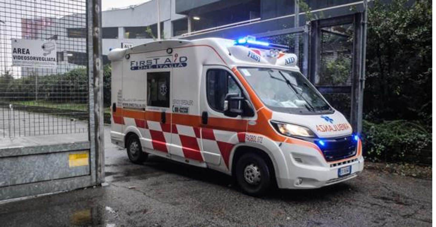 https://i2.res.24o.it/images2010/S24/Documenti/2025/07/23/Immagini/Ritagli/ambulanza-U78014174417oLc-1440x752@IlSole24Ore-Web.jpg