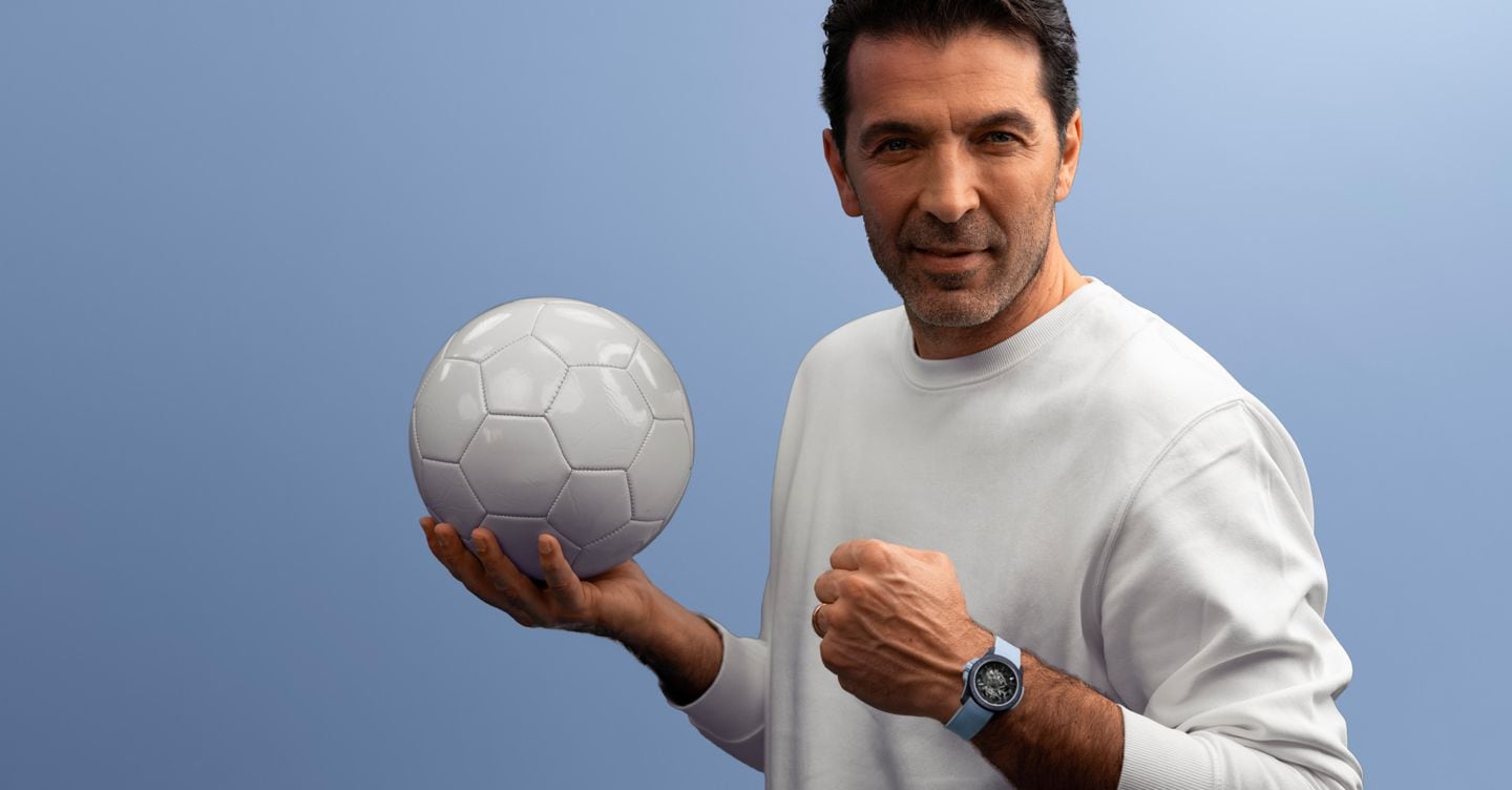 Face to face with Gianluigi Buffon, the most powerful goalkeeper