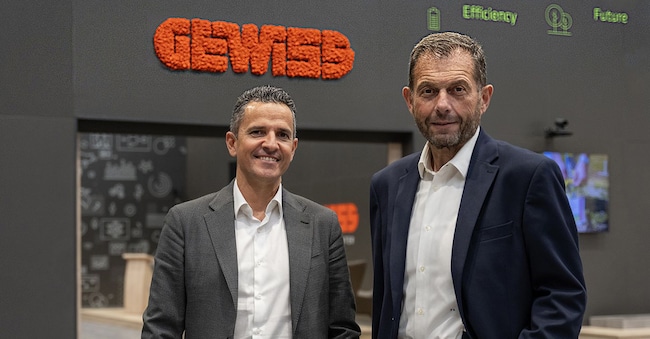 Il ceo di Gewiss Paolo Cervini (a sinistra) e il presidente Fabio Bosatelli (a destra)
