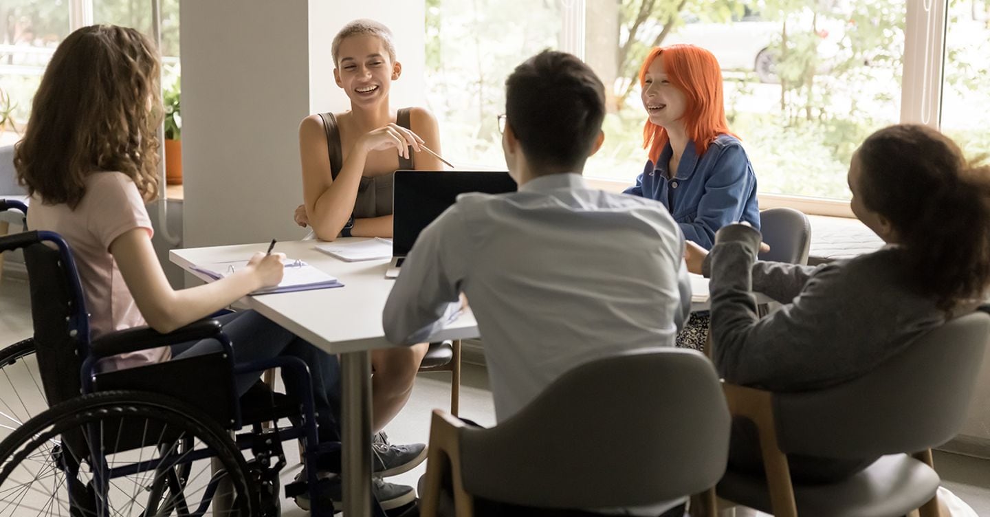 https://i2.res.24o.it/images2010/S24/Documenti/2025/07/25/Immagini/Ritagli/disabili-scuola-AdobeStock_619508458-U58861743664mmD-1440x752@IlSole24Ore-Web.jpg
