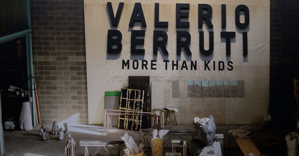 Valerio Berruti: i suoi bambini incantano Milano Valerio Berruti: i suoi bambini incantano Milano