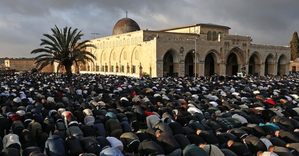 Israele arresta il Gran Muftì di Gerusalemme. Idf consentirà a Gaza lanci di cibo «ma non c’è carestia» Israele arresta il Gran Muftì di Gerusalemme. Idf consentirà a Gaza lanci di cibo «ma non c’è carestia»