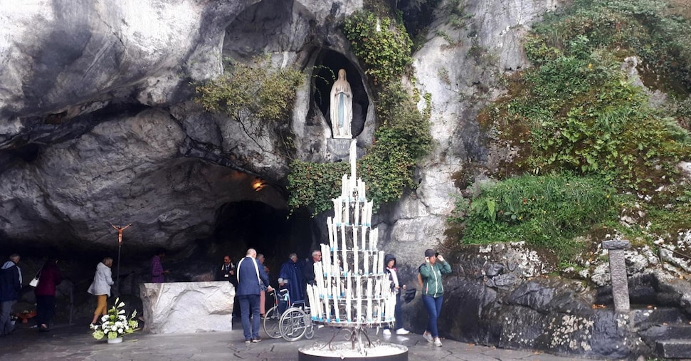 Silani (Auxologico): guarita da sclerosi laterale primaria dopo viaggio a Lourdes
