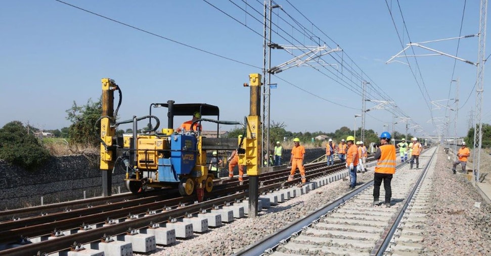 Da Genova al Brennero raffica di lavori sui binari: agosto difficile per i treni Da Genova al Brennero raffica di lavori sui binari: agosto difficile per i treni