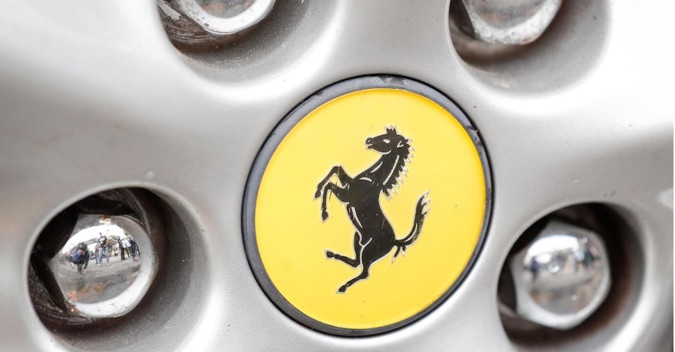 Ferrari, crescono ricavi e utili: «Nessun impatto dai dazi»
