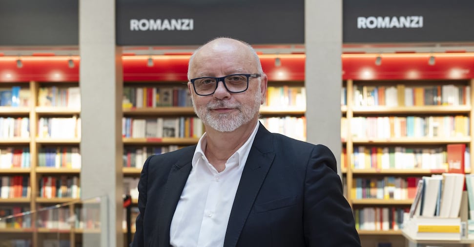 Mondadori tiene la rotta, ma l’utile frena. Porro: «Ottimismo per il secondo semestre»