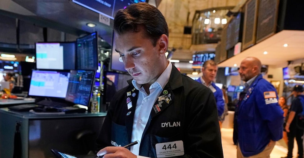 Borse asiatiche miste: in apertura Tokyo a +0,15%, Hong Kong -0,91%