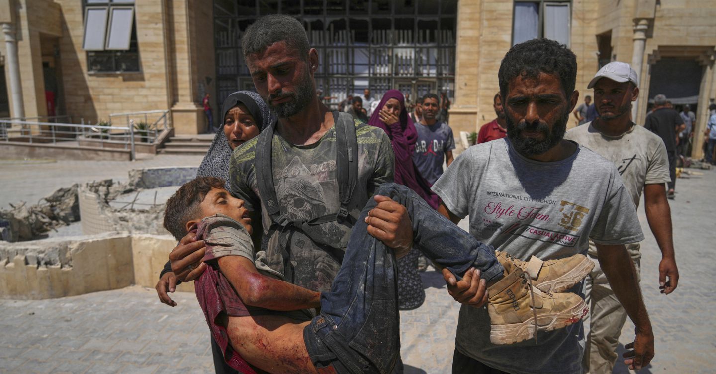 Gaza, Herzog a Mattarella: «Israele non uccide indiscriminatamente». Grossman: «Sì, è genocidio»
