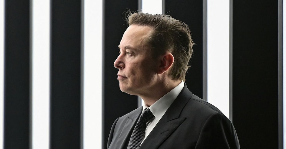 Tesla: bonus da 30 miliardi per Musk. Ma calo in Cina e maxi-multa negli Usa