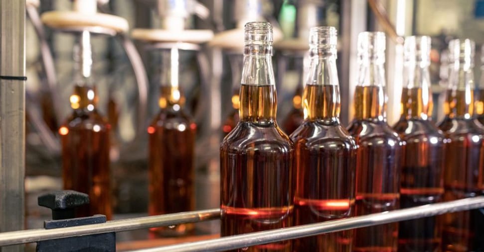 Liquori Casoni compra Sassolino e punta al raddoppio in tre anni