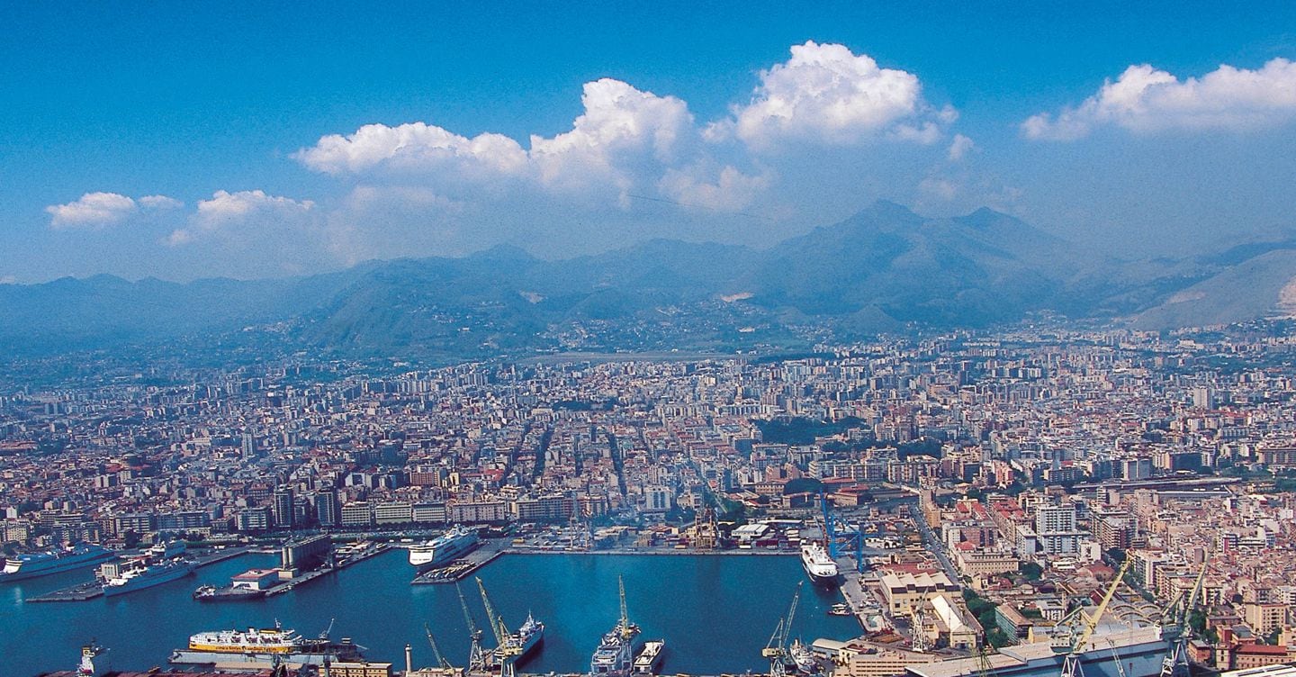 https://i2.res.24o.it/images2010/S24/Documenti/2025/08/06/Immagini/Ritagli/Imagoeconomica_1121930-U57054680650mrT-1440x752@IlSole24Ore-Web.jpg