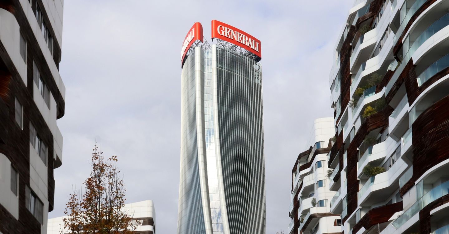Generali, avanti con Mediobanca su Banca Generali