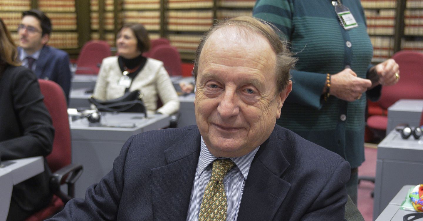 https://i2.res.24o.it/images2010/S24/Documenti/2025/08/07/Immagini/Ritagli/imagoeconomica-1190168-1754474058-U61378687271YtW-1440x752@IlSole24Ore-Web.jpg