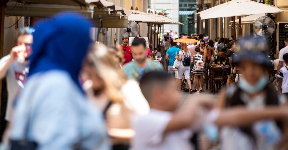 Evitare il numero 4 con i cinesi, spiegare “al dente” ai britannici: l’arte di accogliere i turisti stranieri