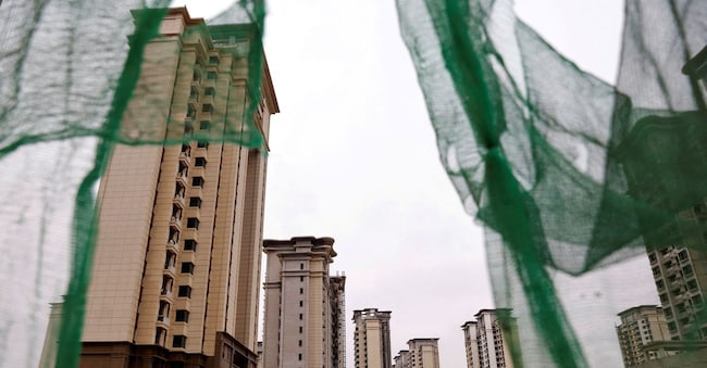 Un gruppo di immobili rimasti incompleti per il crack di Evergrande nella città di Shijiazhuang