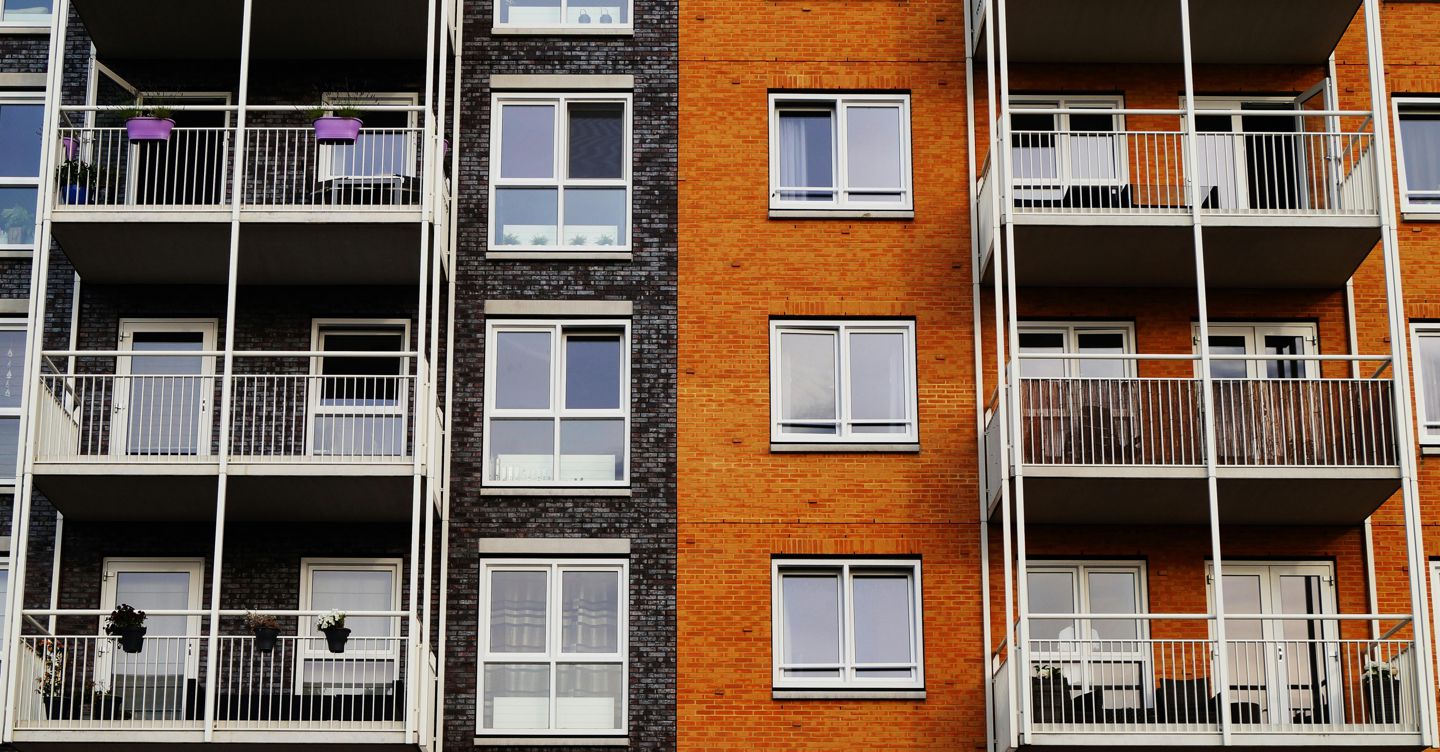 Obbligatori i lavori sul balcone sovrastante se c’è muffa al piano di sotto