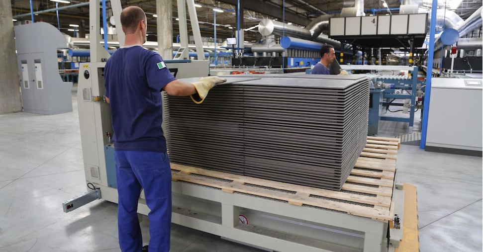 Giovani, donne, over 50 cuneo e salari, luci e ombre sul lavoro