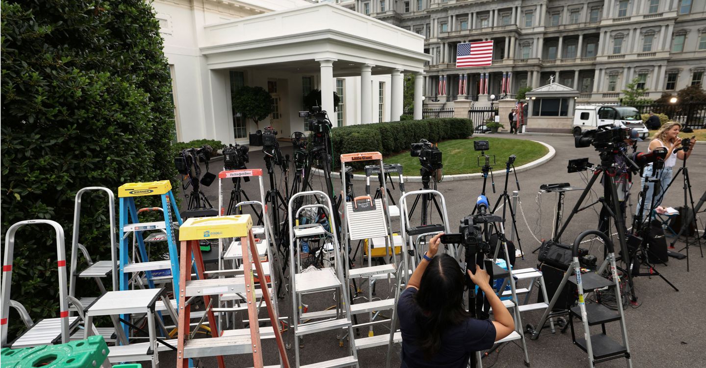 Ucraina: a Washington pre-vertice Ue-Zelensky, poi il summit con Trump. Meloni: si vedono spiragli di dialogo