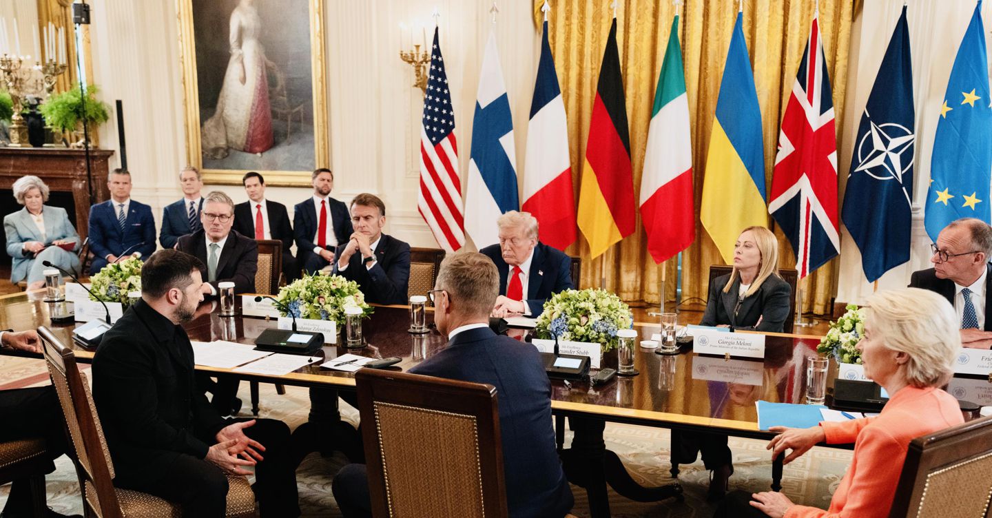 Trump: organizzerò un incontro Putin-Zelensky. C’è una ipotesi sulle garanzie di sicurezza fornite all’Ucraina