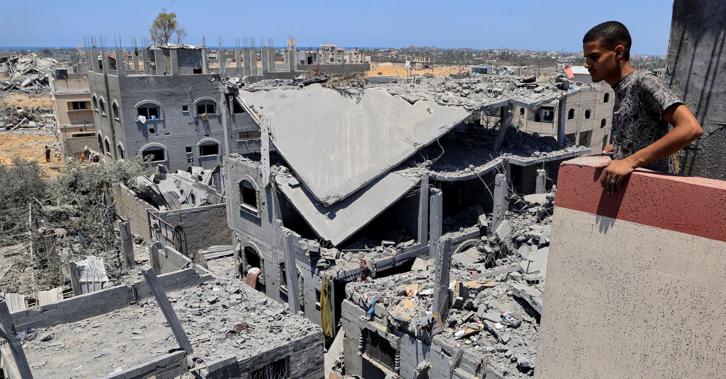 Gaza, 34 uccisi in attacchi israeliani dall’alba. Houthi, raid Idf sulla capitale dello Yemen