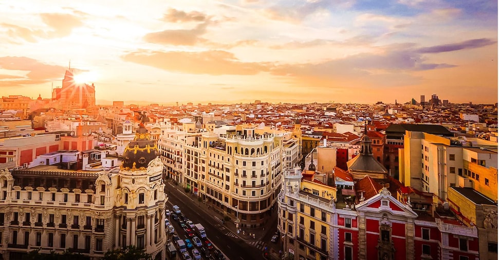 Investimenti immobiliari, la Spagna supera l’Italia