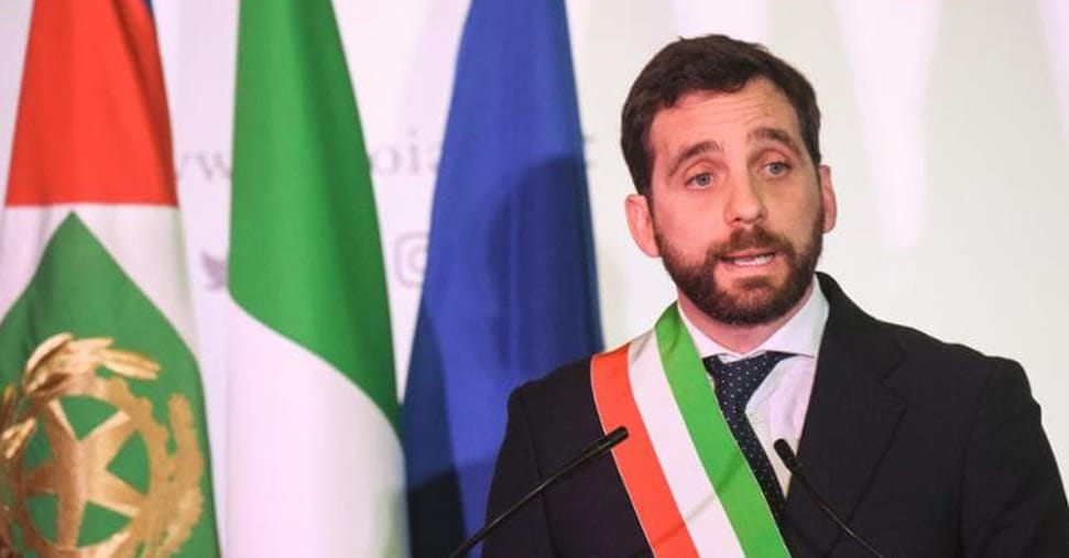 Toscana, centrodestra ufficializza il candidato: è il sindaco di Pistoia Alessandro Tomasi