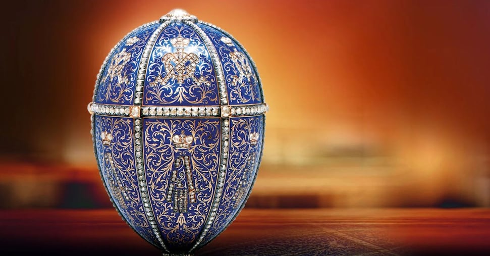 Fabergé, una storia tortuosa fra uova degli zar, profumi e prodotti per pulire la casa