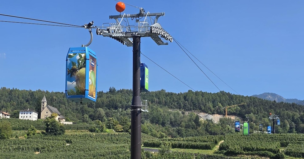 Melinda apre la funivia delle mele in val di Non Melinda apre la funivia delle mele in val di Non