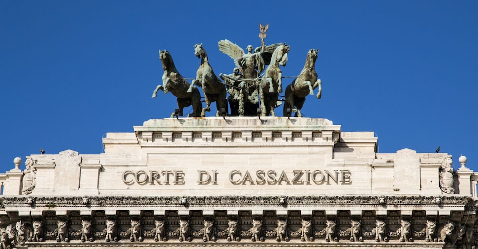 Occupazioni, la presenza del movimento «Lotta per la casa» non giustifica lo stop allo sfratto