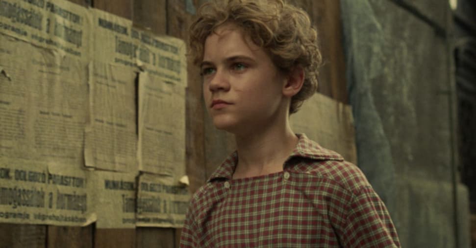 “Orphan”, la ricerca dell’identità perduta in un intenso racconto di formazione