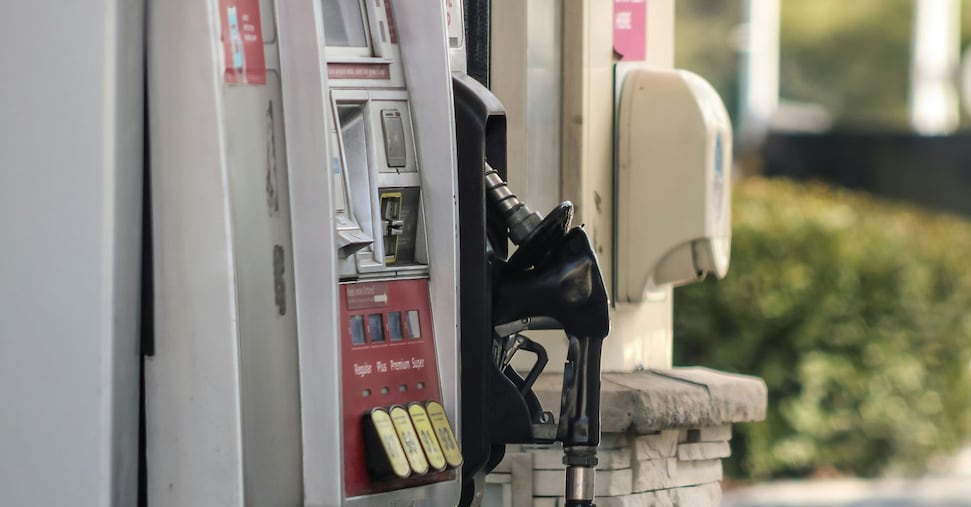 Benzina, Toscana e Piemonte le regioni dove costa meno Benzina, Toscana e Piemonte le regioni dove costa meno