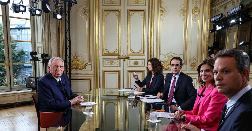 accuse sul dumping fiscale e nomadismo