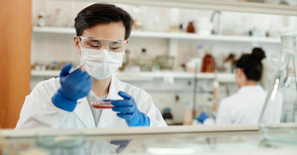 Record di accordi tra gruppi farmaceutici internazionali e biotech cinesi