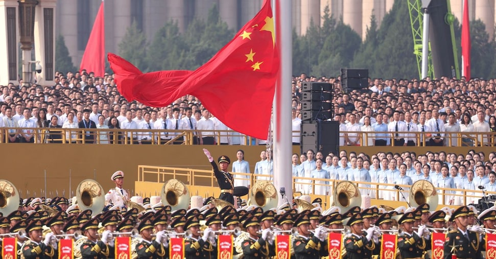 Cina, i video della parata militare e dei leader
