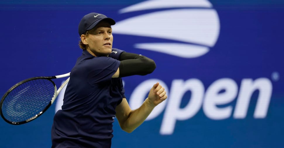Sinner vola in semifinale agli Us Open, battuto Musetti in tre set