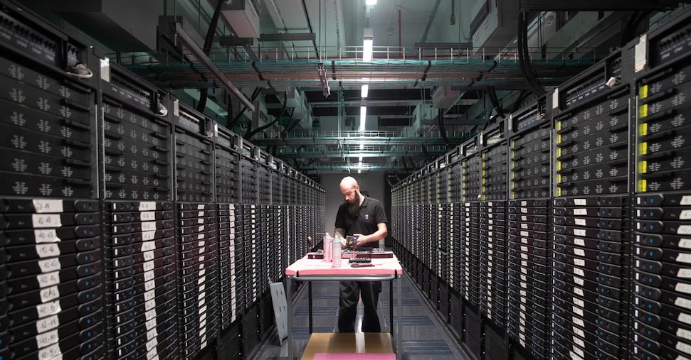 Data center, per sostenere lo sviluppo rispuntano le centrali a gas