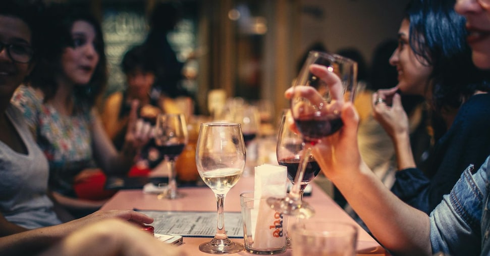 Turismo e ristorazione, la flat tax sulle mance arriva a 1.087 euro