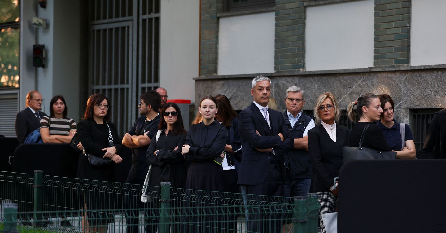 https://i2.res.24o.it/images2010/S24/Documenti/2025/09/07/Immagini/Ritagli/2025-09-06T054925Z_967837079_RC25MGAQP8B2_RTRMADP_5_PEOPLE-GEORGIO-ARMANI-U88427385481Sdd-1440x752@IlSole24Ore-Web.JPG
