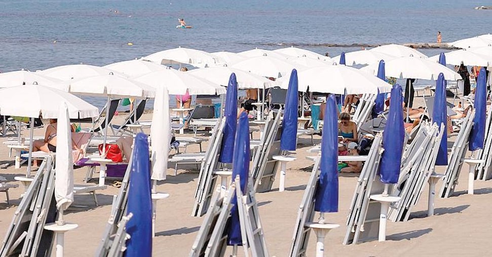 Caro vita e meteo frenano il turismo Caro vita e meteo frenano il turismo
