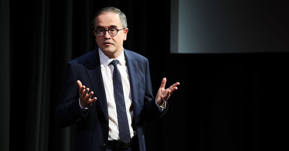 Provost (gruppo Renault): “Strategia di continuità con Luca de Meo. Puntiamo in parallelo su auto elettriche e ibride”