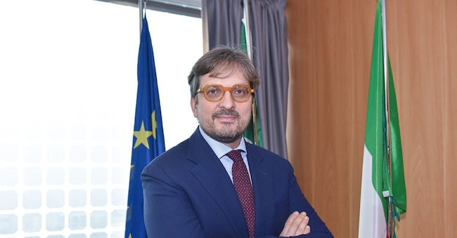 GUIDO GUIDESI POLITICO