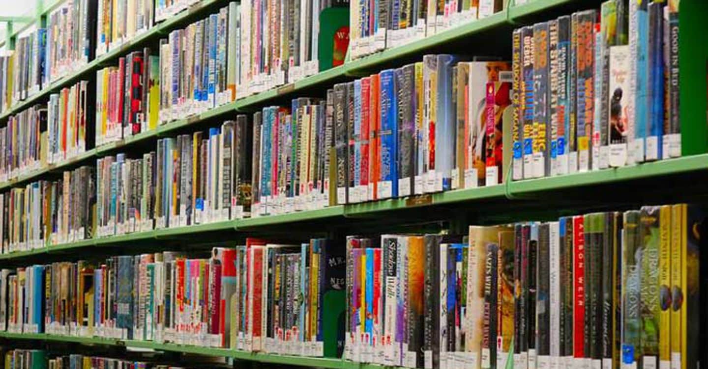 https://i2.res.24o.it/images2010/S24/Documenti/2025/09/10/Immagini/Ritagli/libreria-U65856604644ASd-1440x752@IlSole24Ore-Web.jpg