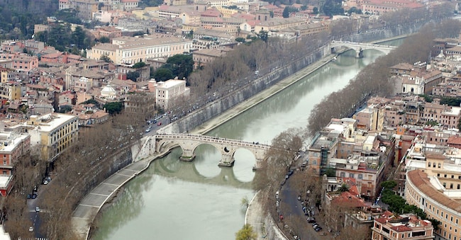 20040320-ROMA-Roma vista dall'alto/ANSA/DE RENZIS
